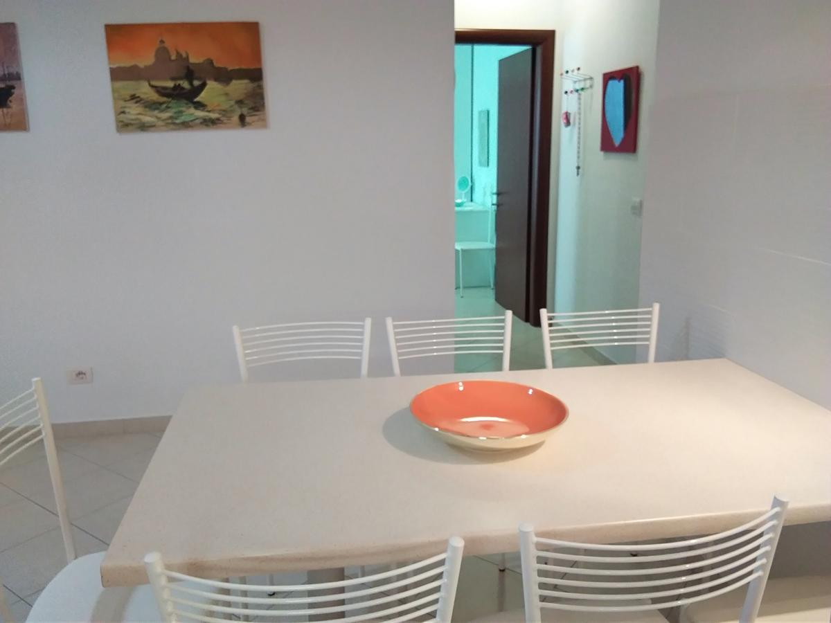 Apartment Alma Sarandë 外观 照片